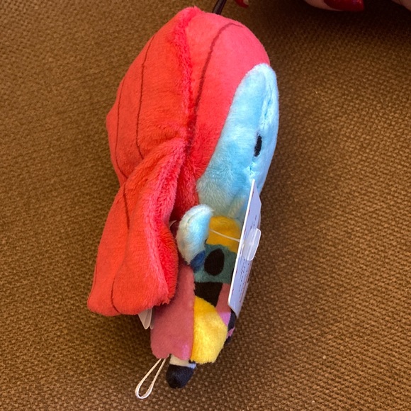 ⚜️Sally NBC Hallmark Mini Plush Ornament! NWT! - Picture 6 of 6